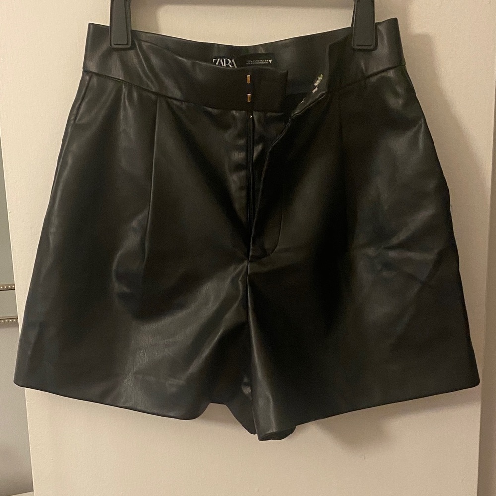 Zara Sleek Black Leather Shorts